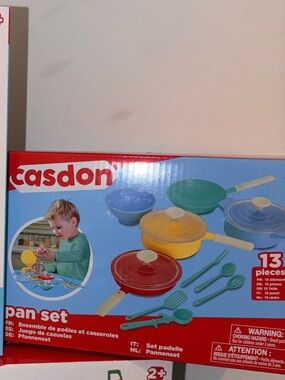 Casdon Pan Set